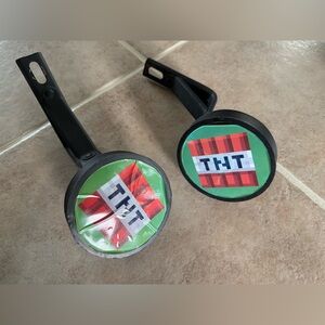 Minecraft training wheels we didn’t use but do have a little pealing